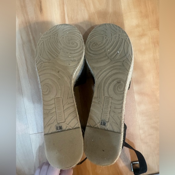 🖤STEVE MADDEN APOLO SANDAL🖤 - Picture 5 of 5